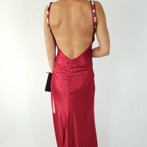STUNNING RED SATIN GOWN - SIZE 8